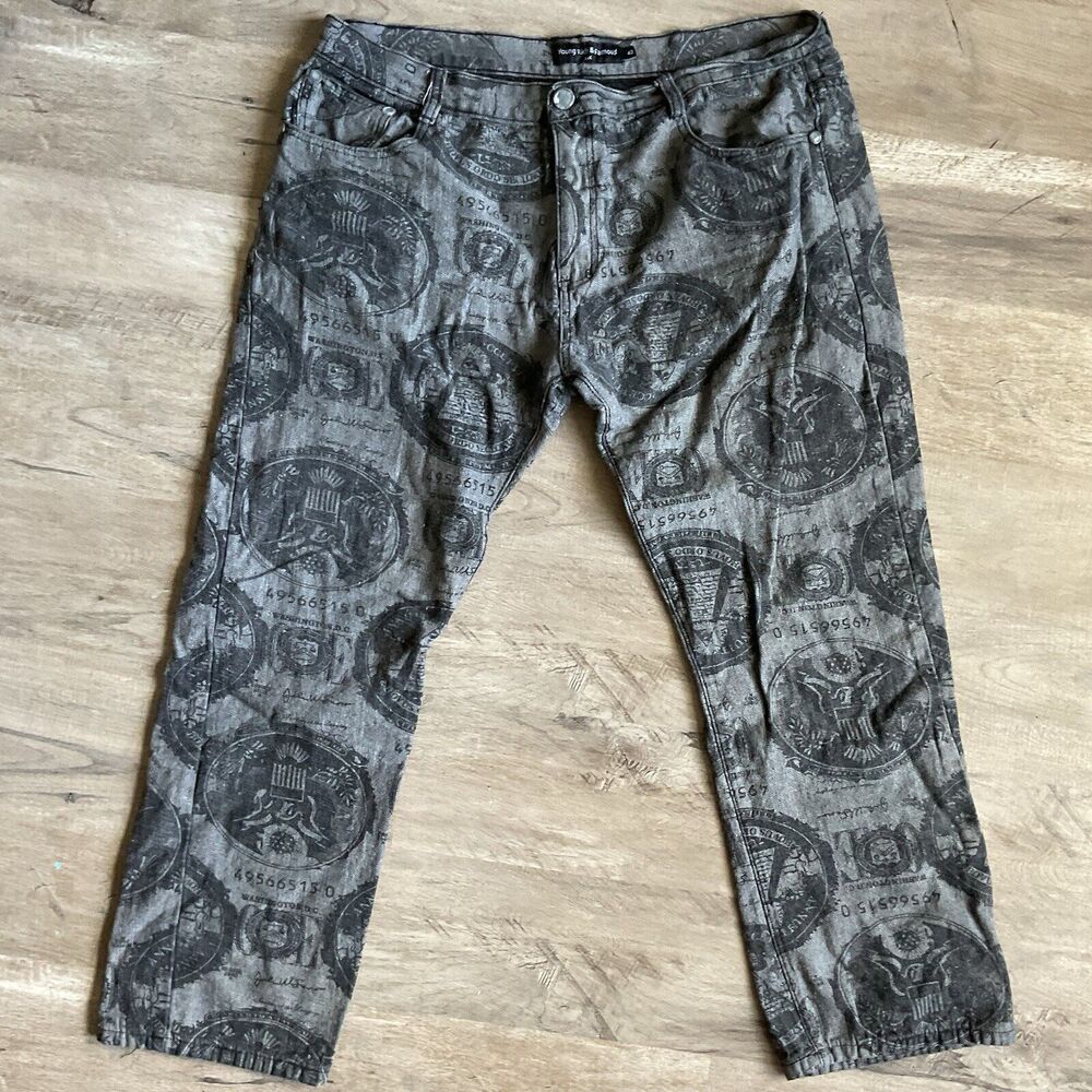 Young Rich & Famous Men's Black Geographic Print Loose Fit Jeans Sz 42 W X 30 L